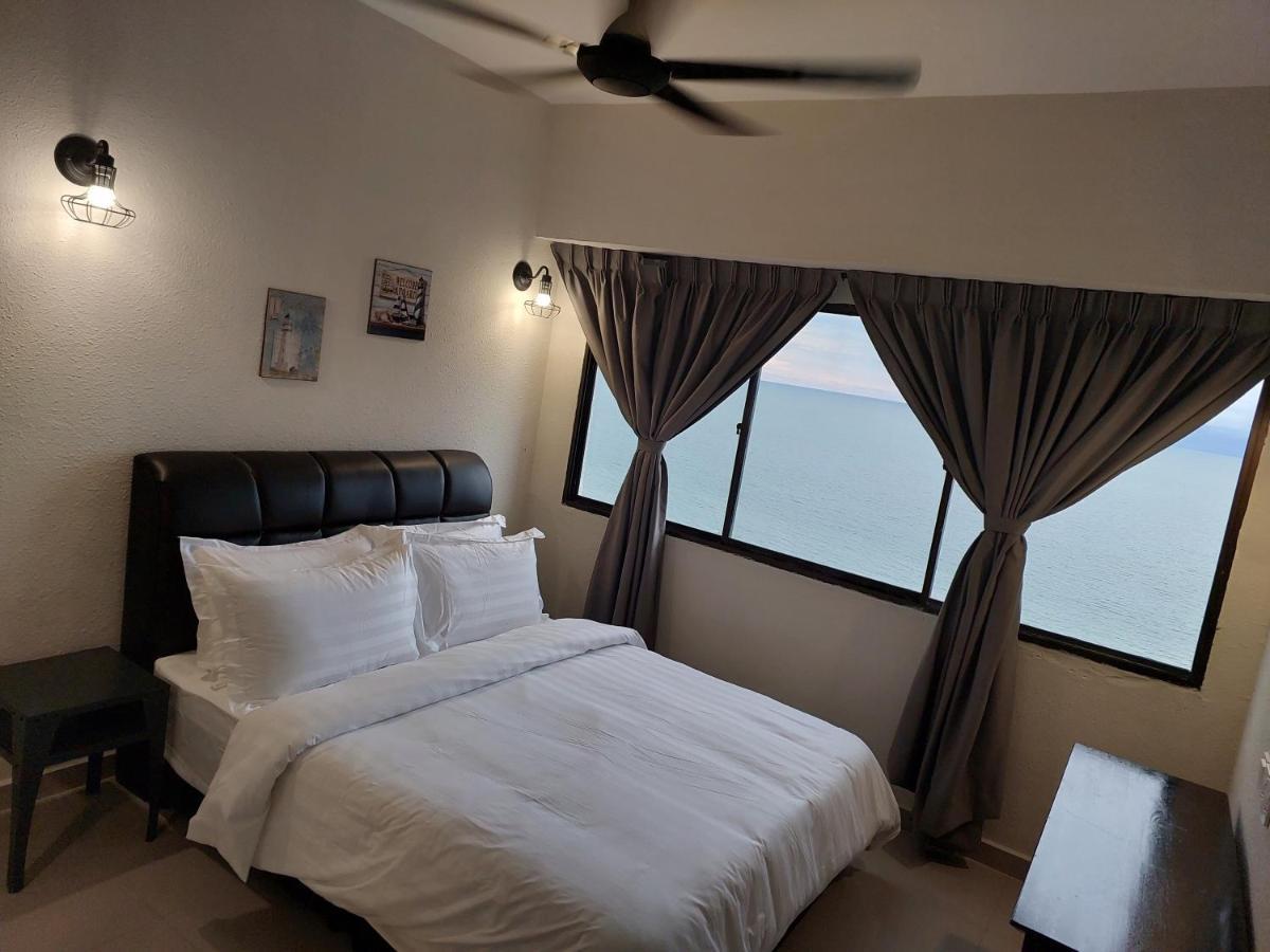 Batu Ferringhi Luxury Seaview Suite - 3Br Habitación foto